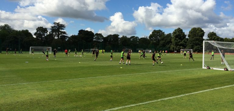 Stage football à Bisham, Angleterre